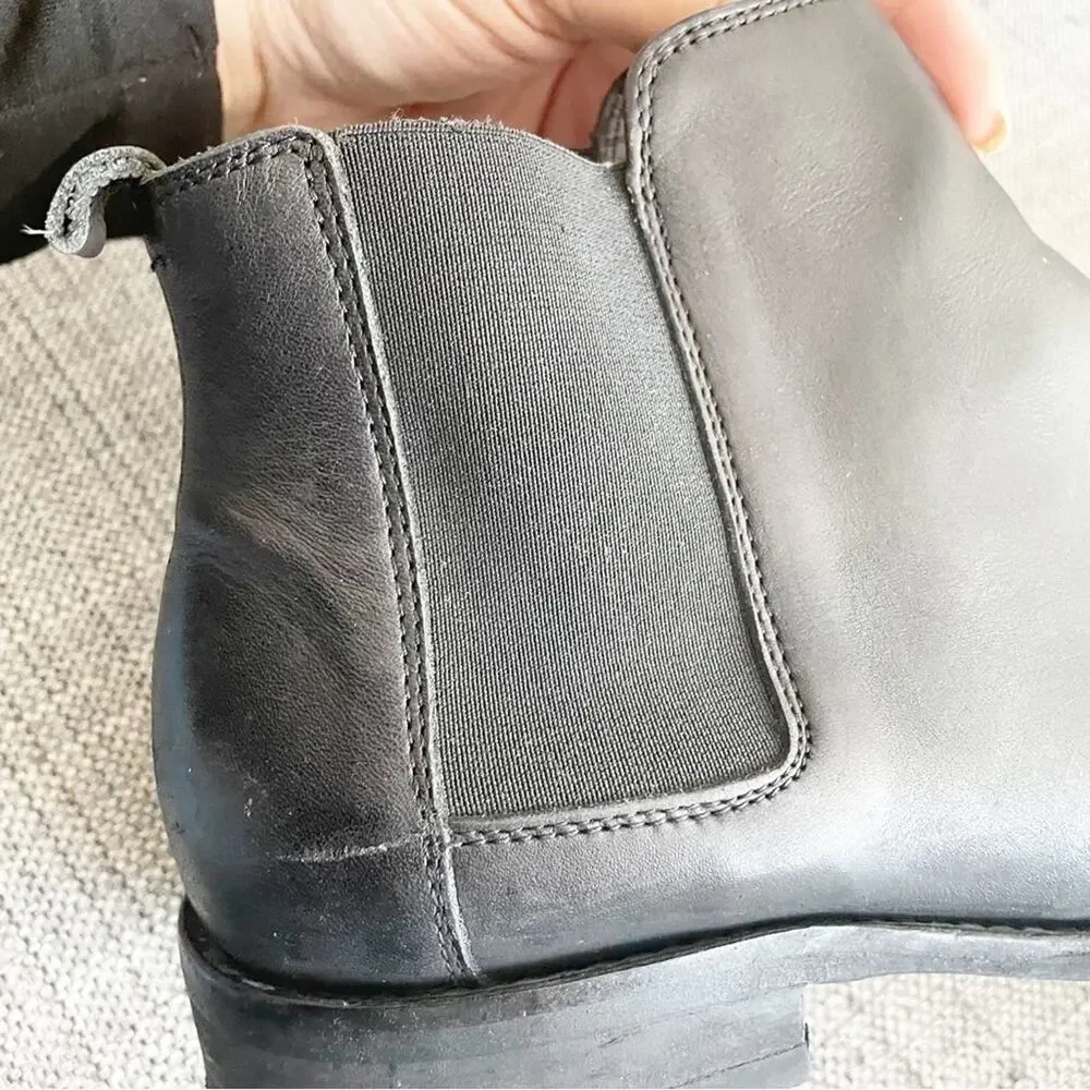 Valentino Women's Black Leather Ankle Boot Size 8.5